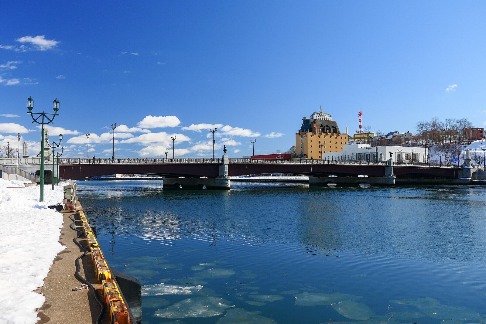 11月2日〜29日 釧路市 幣舞橋の架橋50年 歴代の橋のパネル展は5か所・特別ライトアップは23日から